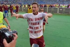 Totti maglia due
