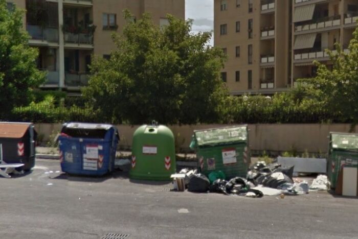 La situazione a giugno 2016 (Foto Google Street View)