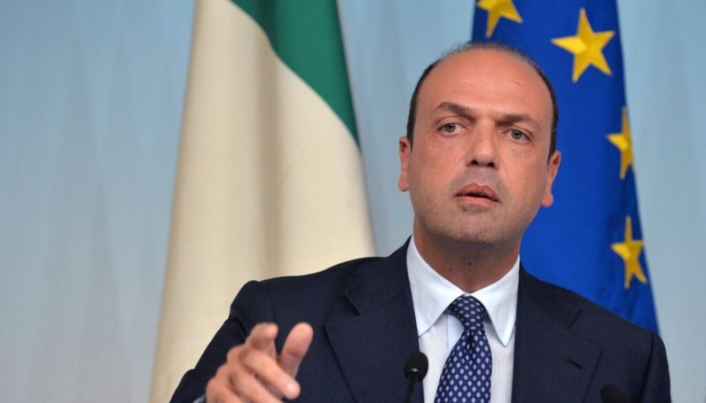 Angelino_Alfano