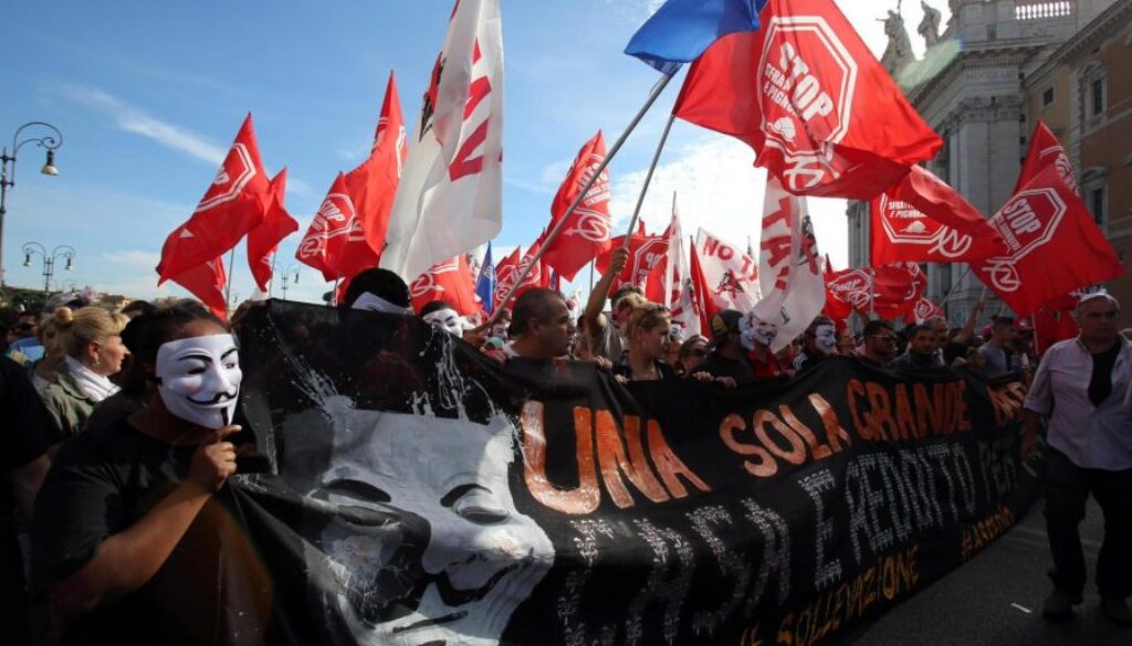 Cortei Roma: partenza ritardata,ancora a piazza San Giovanni