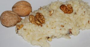 ricetta del giorno - risotto con noci e scamorza