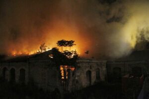 incendio ex stabilimenti mira lanza