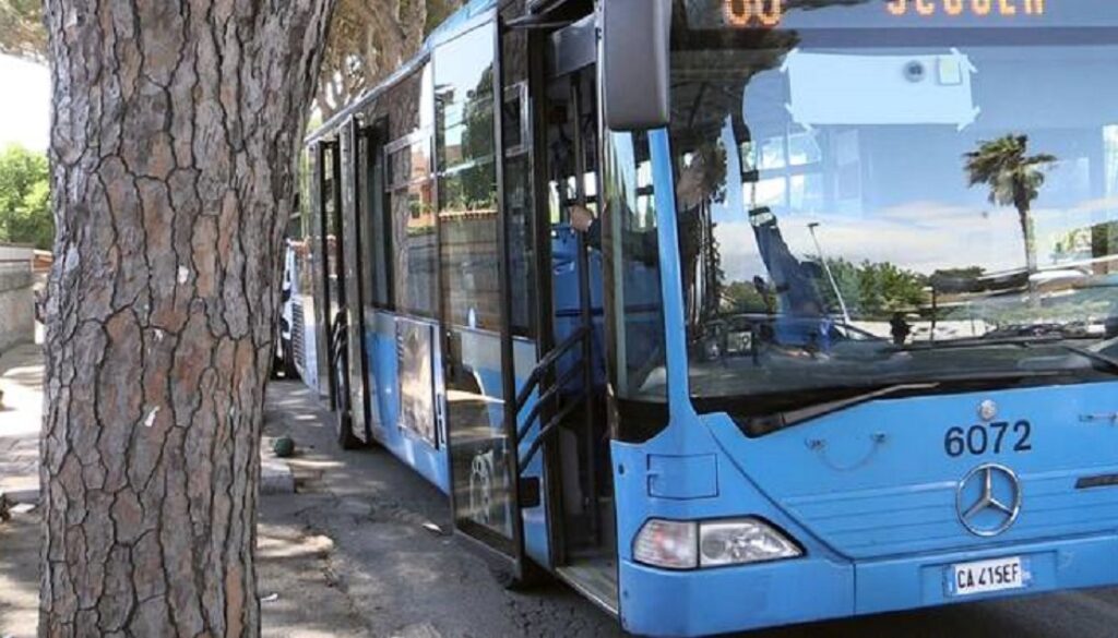Foto autobus infernetto