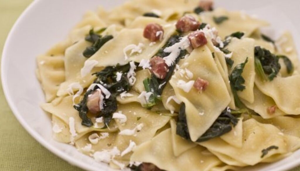 maltagliati spinaci e ricotta salata - ricetta del giorno