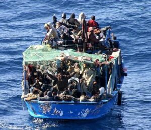 salvataggio di migranti salvataggio di migranti