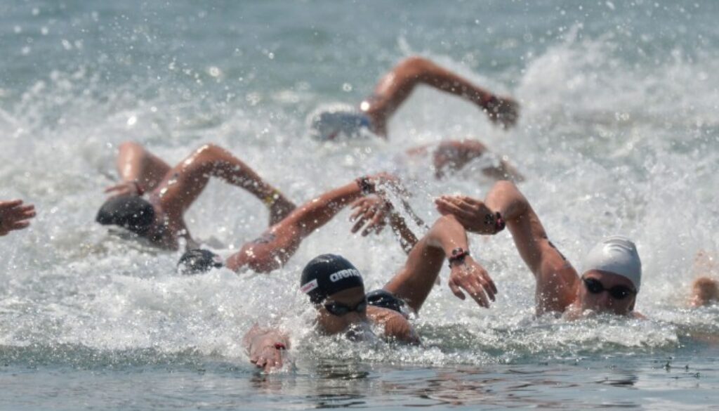 Nuoto fondo Bracciano