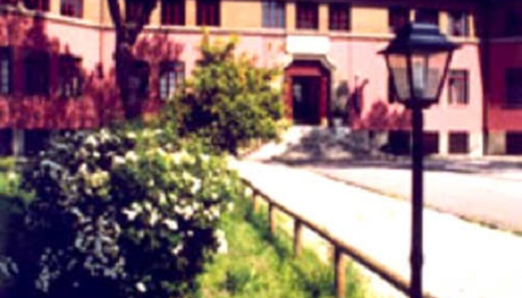 rissa tra genitori e bidelli