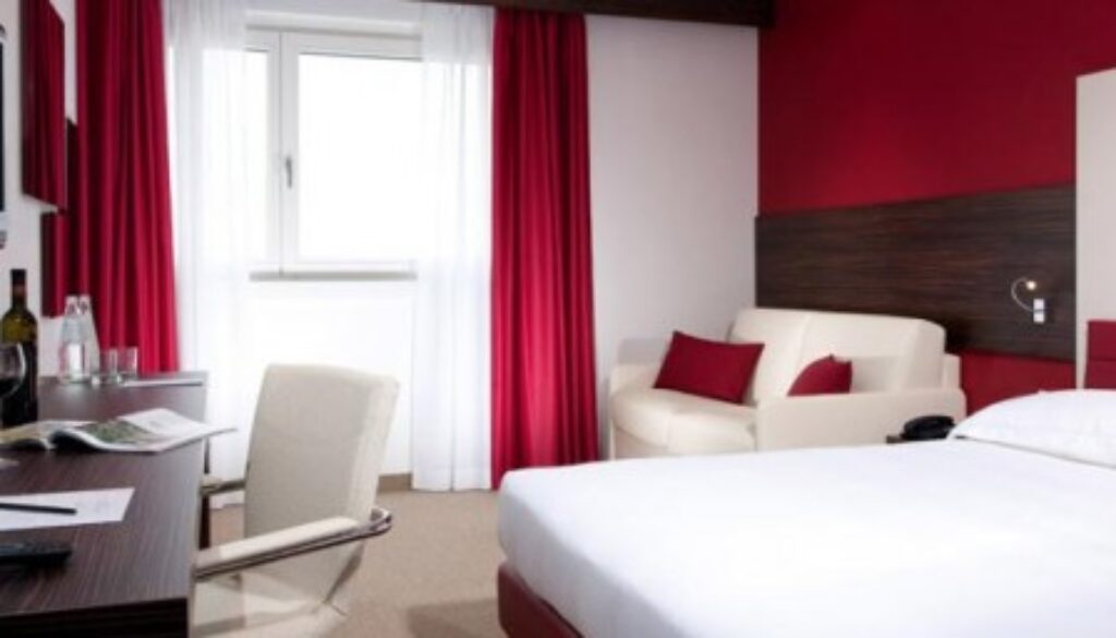 la stanza dell'hotel è diversa da quella pubblicizzata