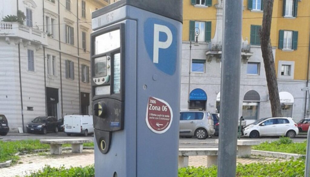 manomettevano parcometri a Colle Oppio e San Giovanni