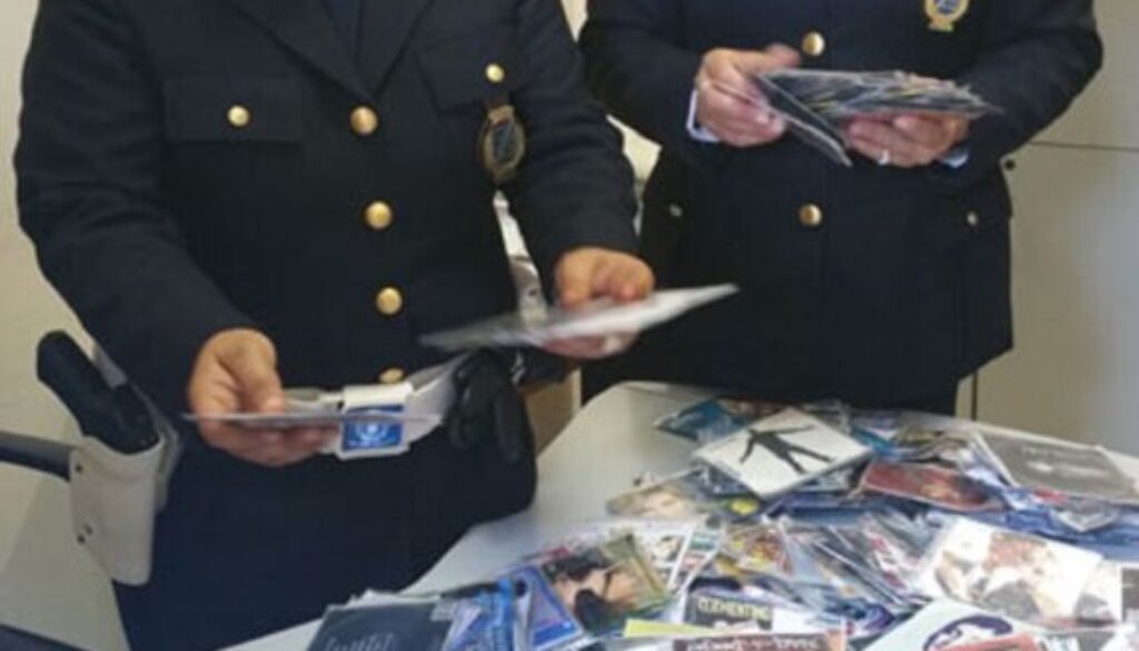 polizia sequestra 500 cd