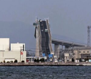 Giappone ponte Ejima il più pericoloso