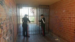 Le barriere rimosse dai Carabinieri (1)