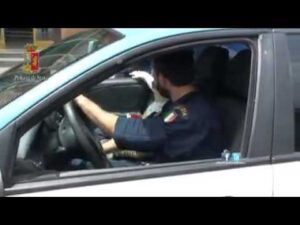 Affetto da sindrome di down Danilo a 8 anni realizza il suo sogno di fare il poliziotto