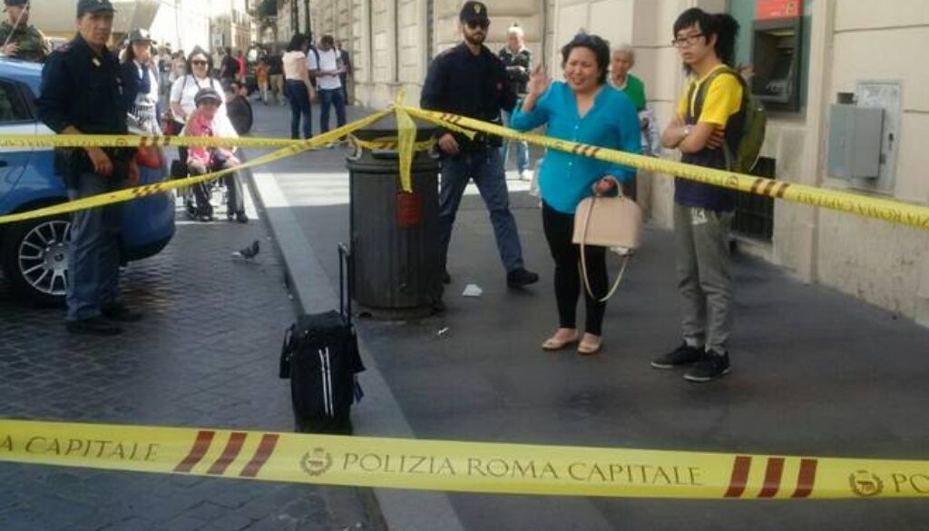 allarme bomba a piazza di Spagna