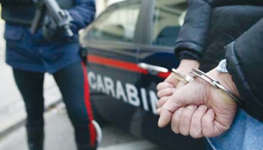 arrestato ricercato al centro commerciale Togliatti