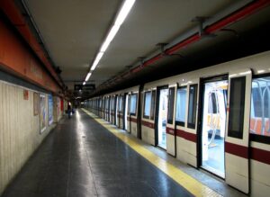 blocco metro A 17 aprile
