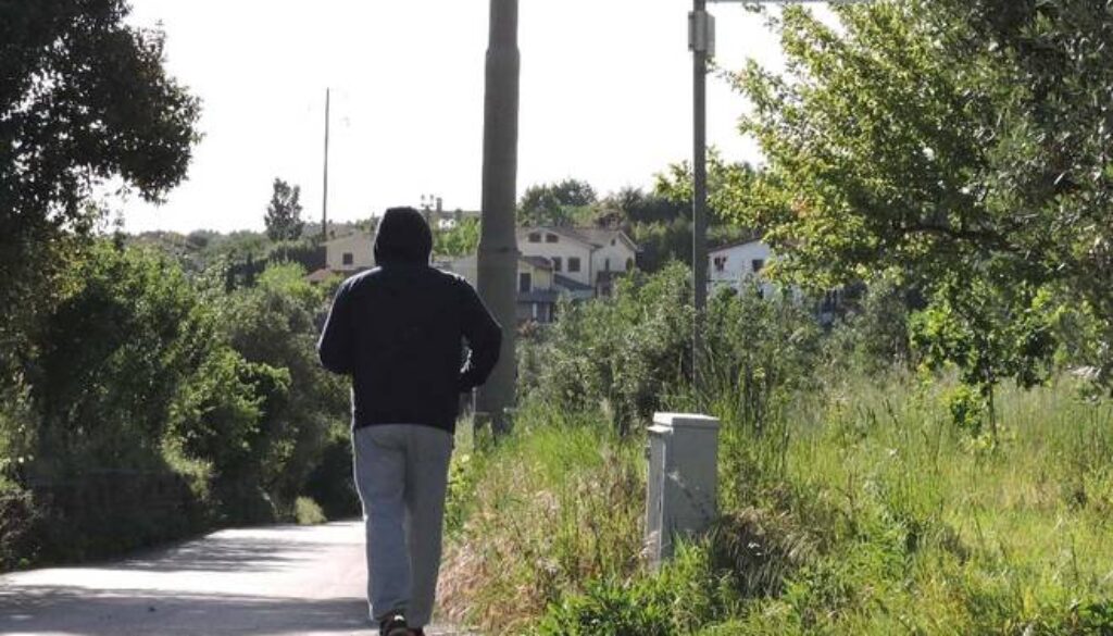 fa footing e viene aggredito da un cane a Genzano