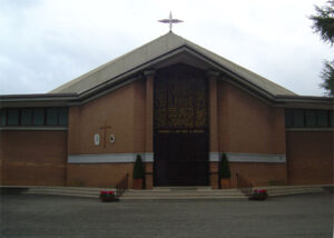 ruba le offerte in una chiesa in zona Trionfale ruba le offerte in una chiesa in zona Trionfale