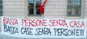 Movimenti per la casa, sgomberato ex circolo degli artisti in via Casilina Vecchia 42. Lo stabile era stato occupato nella tardo pomeriggio della giornata di ieri