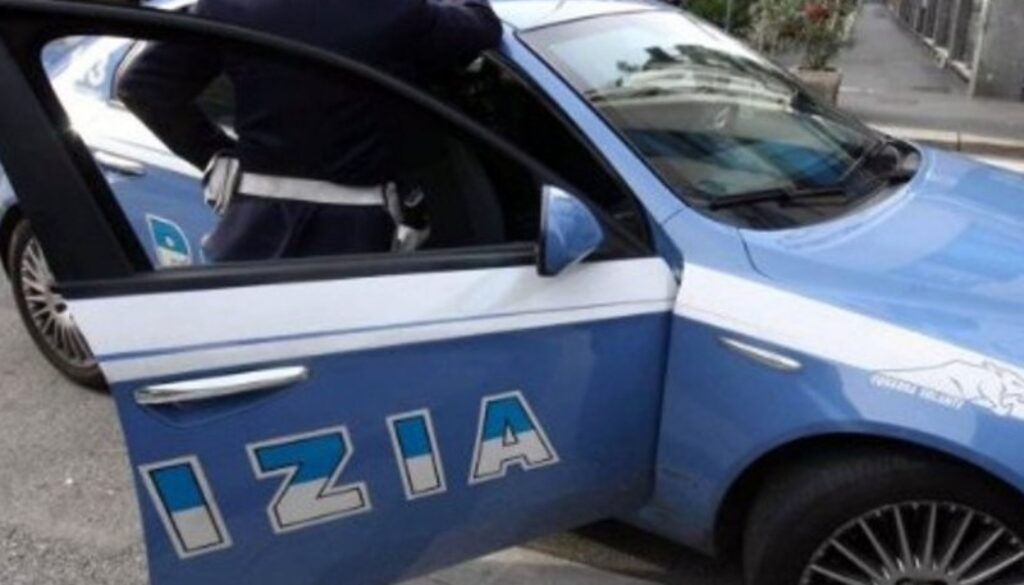 guida auto rubata a San Basilio