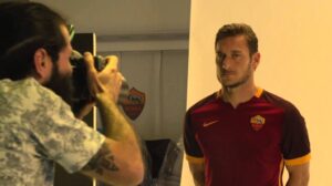 Nuova maglia Roma 2015-16, il video
