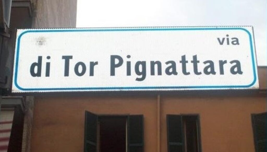 paga con soldi falsi e sfigura un barista a Torpignattara