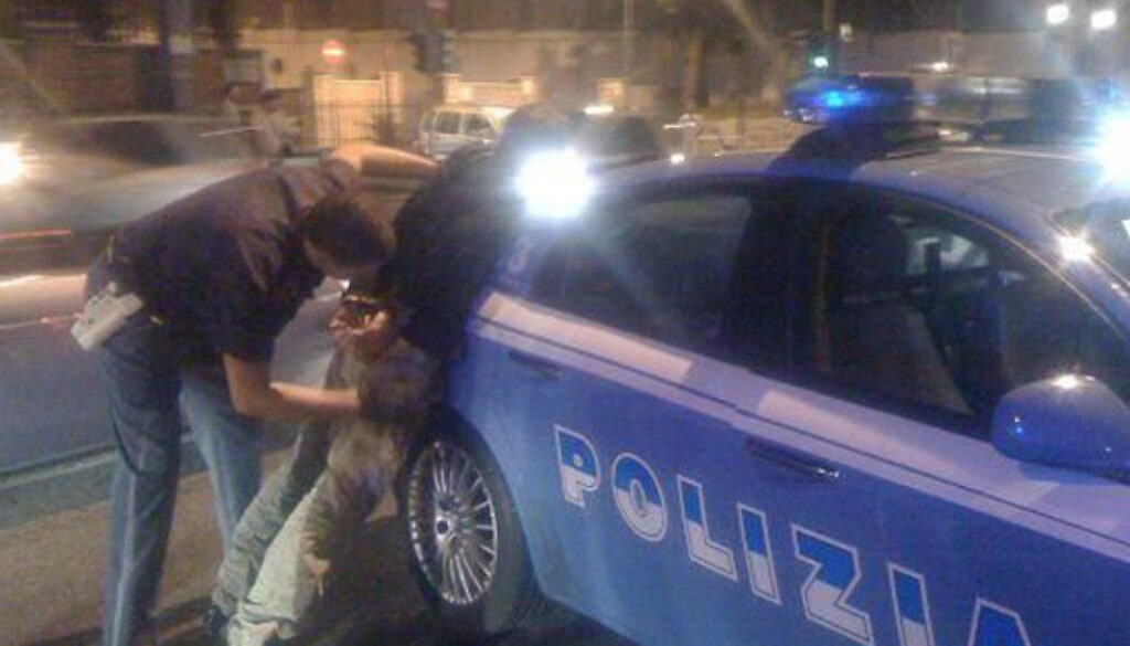 tentano di rubare in un locale delll'Eur