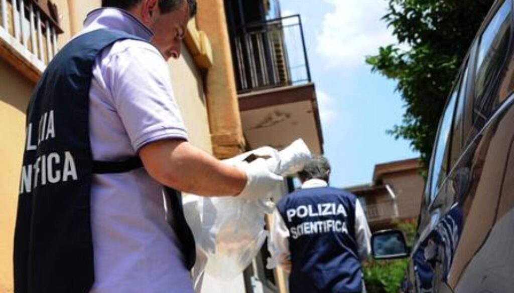 TOR SAPIENZA, ANZIANA UCCISA A COLTELLATE IN CASA - FOTO 7