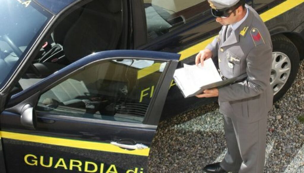 Facevano affari imponendo le slot-machine a Roma e Guidonia