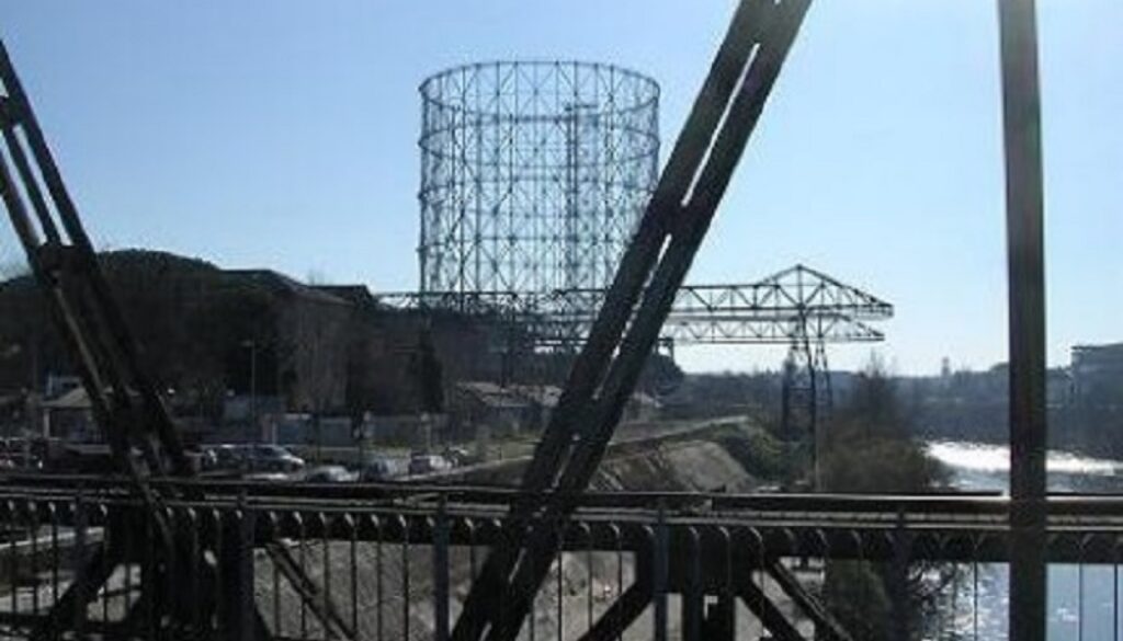 centro anziani occupanto in via del gazometro