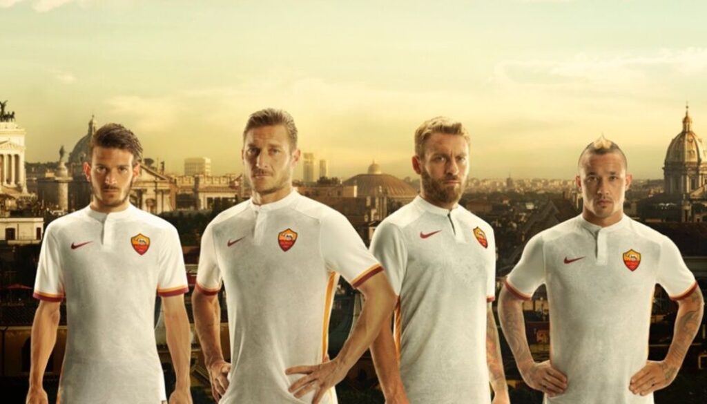 Presentazione seconda maglia della Roma