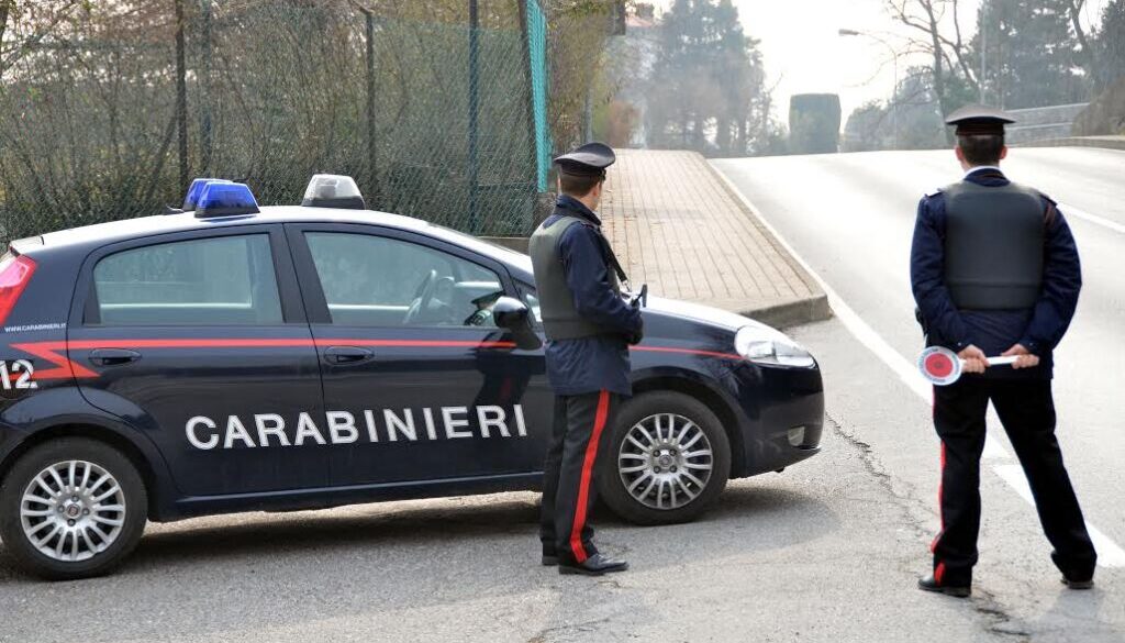 investono carabiniere a un posto di blocco a San Basilio