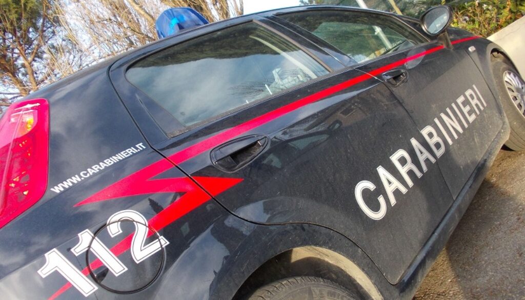 rubano occhiali da sole a grottaferrata
