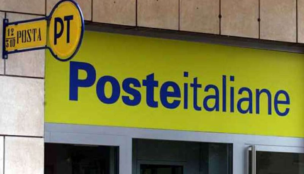 rapina con un coltello le Poste di via Arenula