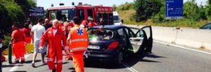 scontro fra tre auto sulla Pontina ad Ardea
