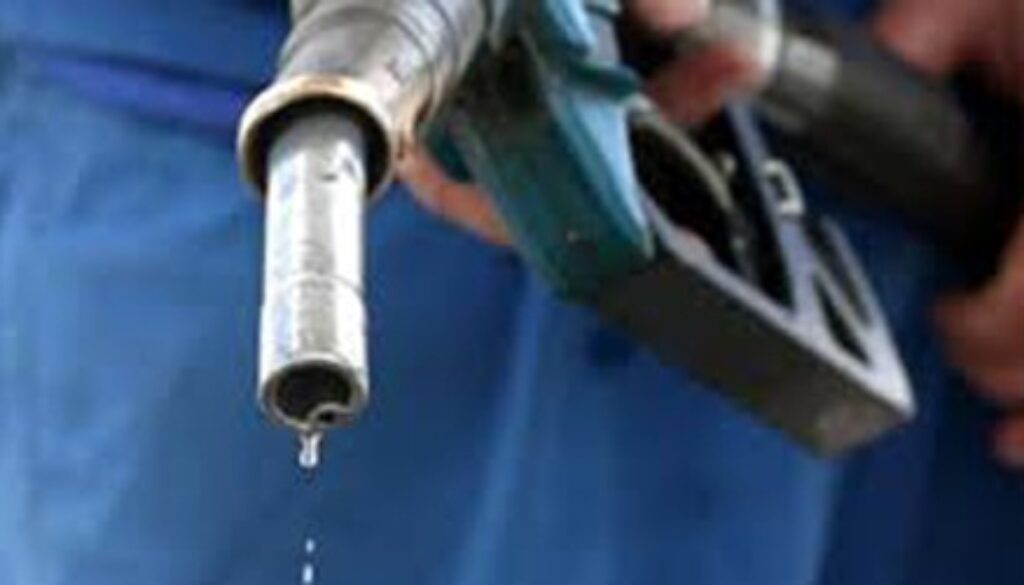 Benzina annacquata nel serbatoio