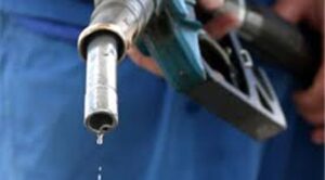 Benzina annacquata nel serbatoio Benzina annacquata nel serbatoio
