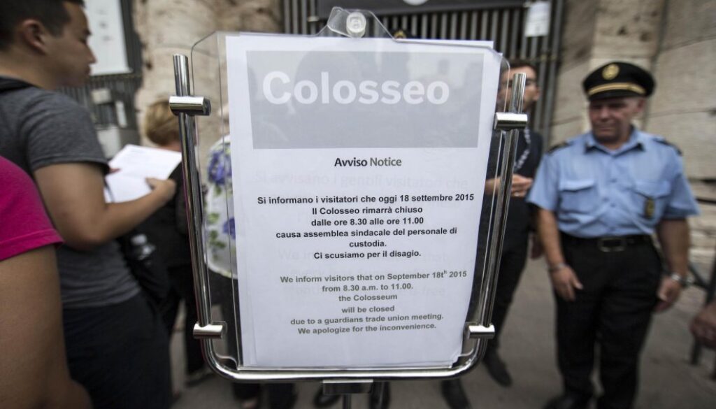 Colosseo chiuso per assemblea