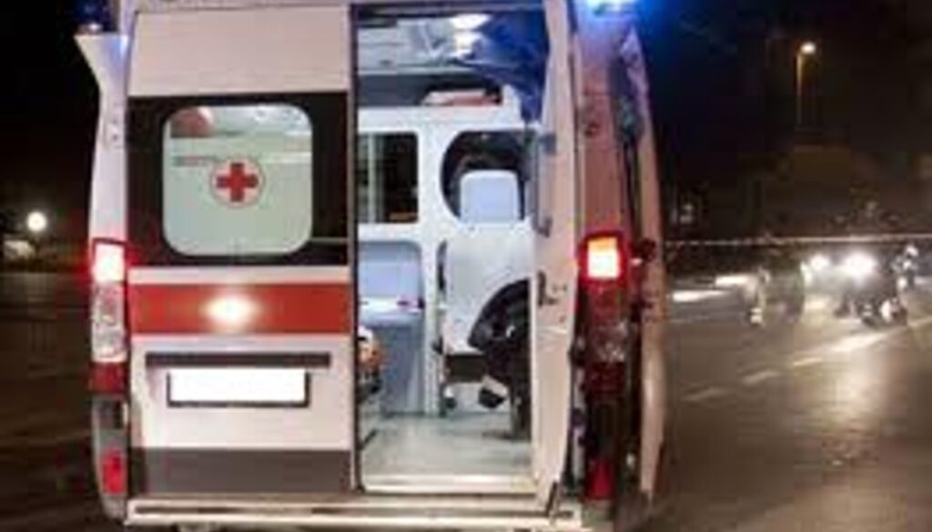 Incidente tra un'auto e i Vigili del Fuoco a San Giovanni