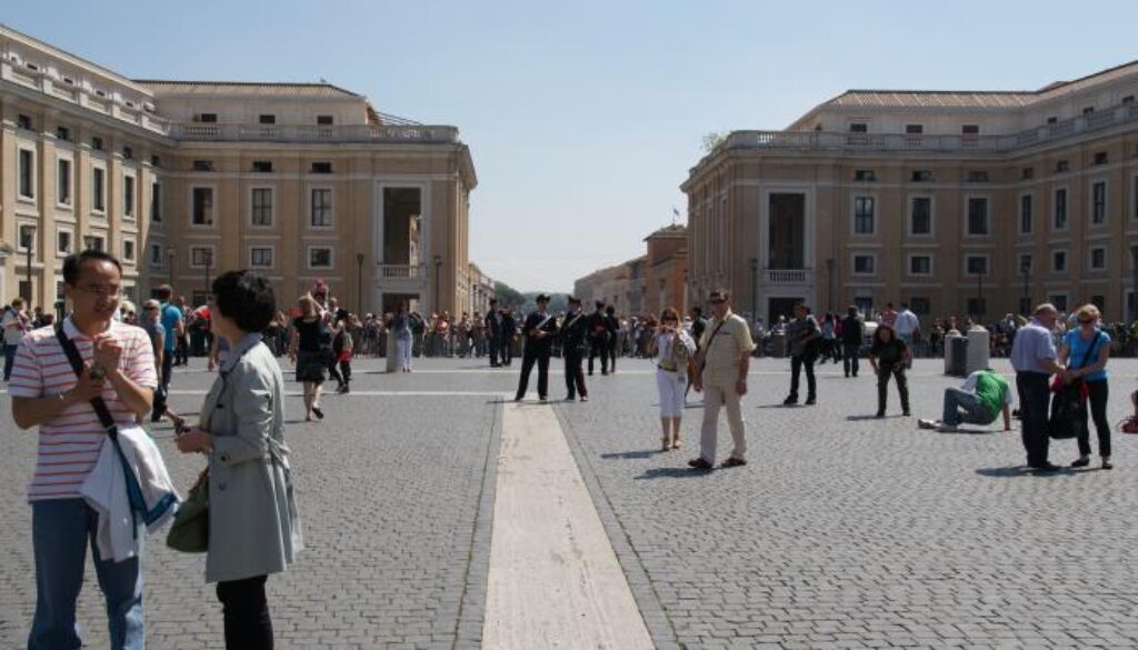 Rissa per avere più clienti a San Pietro