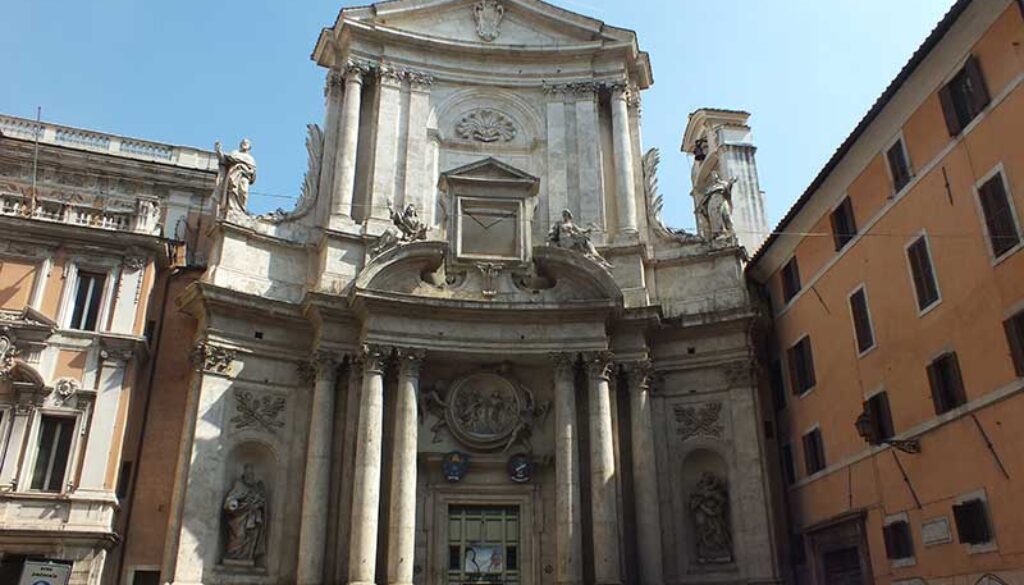 Scoperti due finti preti a via del Corso Scoperti due finti preti a via del Corso