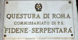 Sentinelle presidiano lo spaccio di droga al Tufello