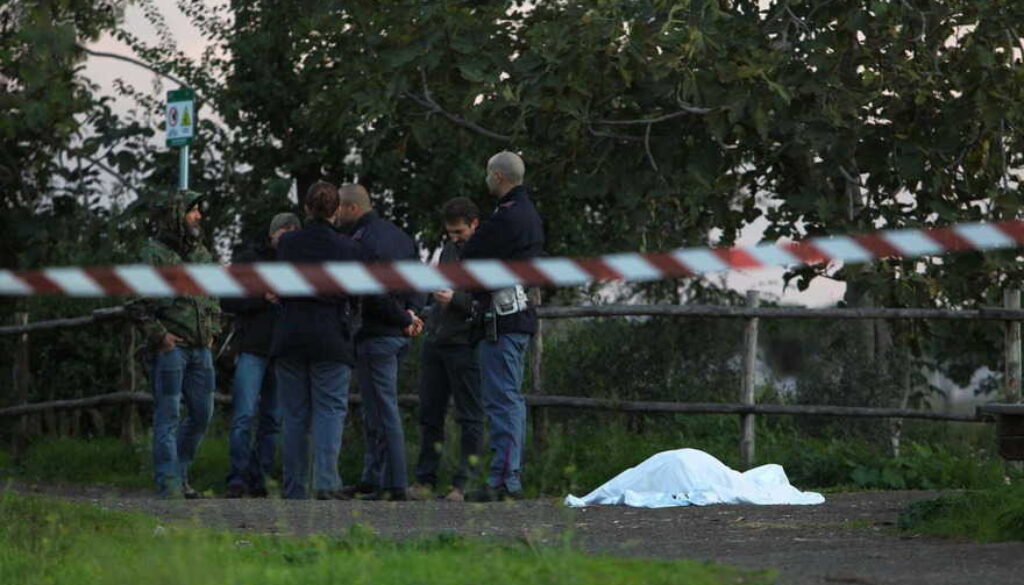 Uccise un ex dipendente al Parco degli Acquedotti Uccise un ex dipendente al Parco degli Acquedotti