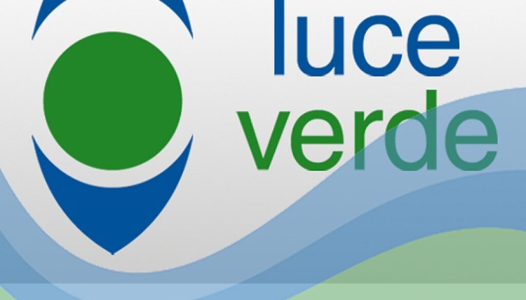 veicolo ribalto su viale tirreno