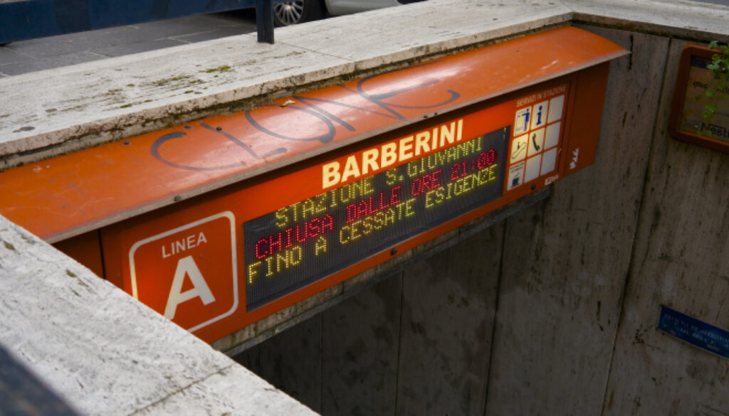 Borseggiatori a Termini e nella Metro A