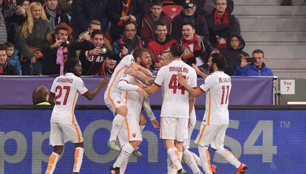 De Rossi Roma bayer