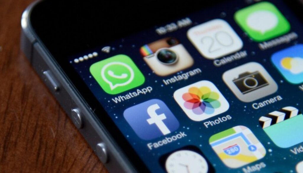 La truffa del finto sondaggio su Whatsapp La truffa del finto sondaggio su Whatsapp