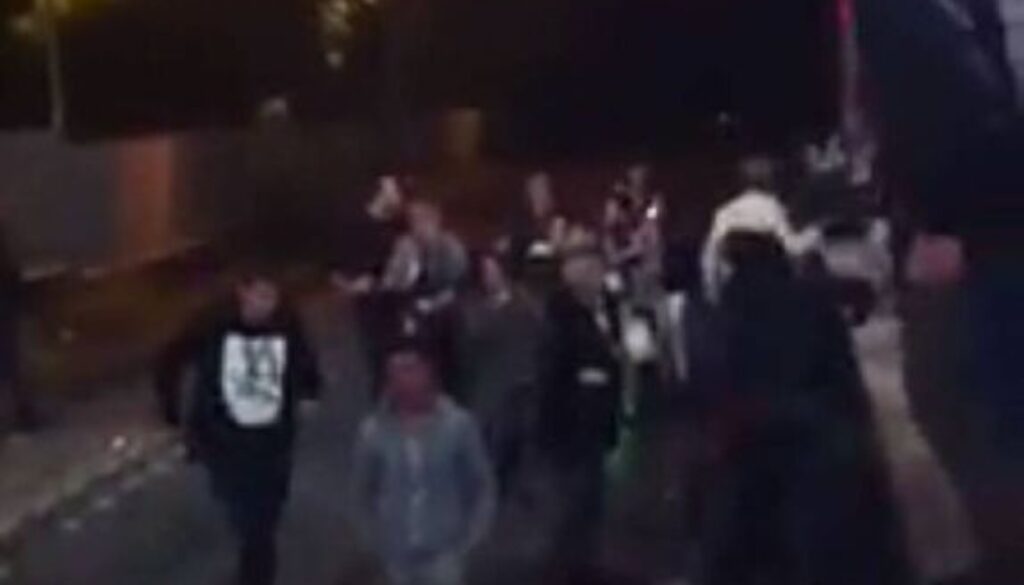 Treno della Roma-Lido si rompe a Casal Bernocchi