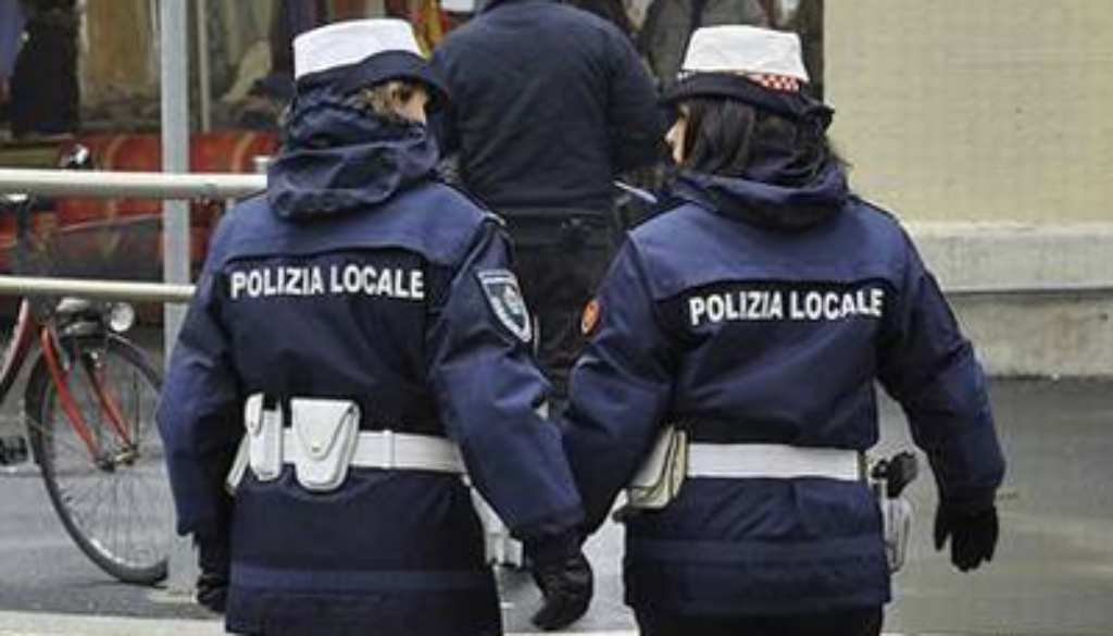 Vigilesse aggredite in un mercato rionale a Casal de' Pazzi