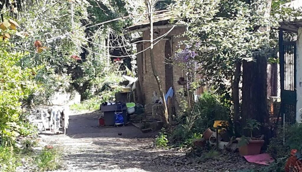 Villa Veschi protesta Noi con Salvini Municipio XIII
